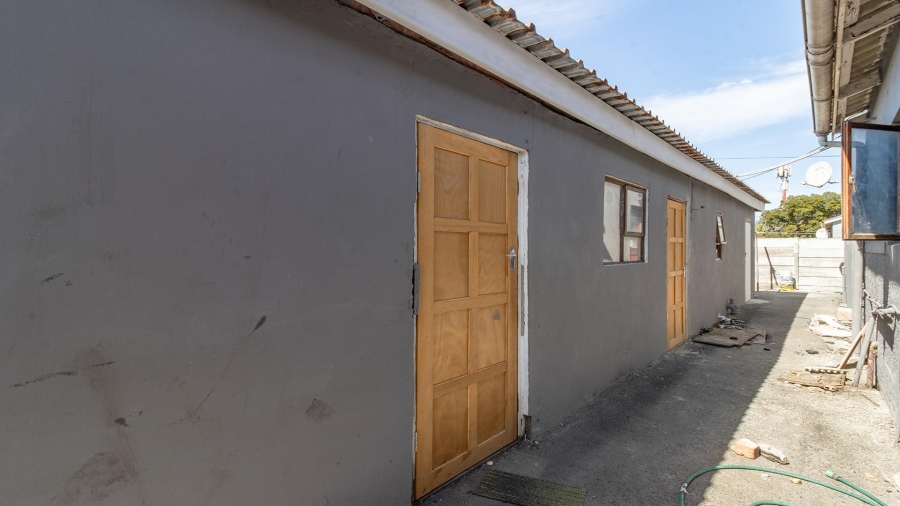 12 Bedroom Property for Sale in Brooklyn Western Cape